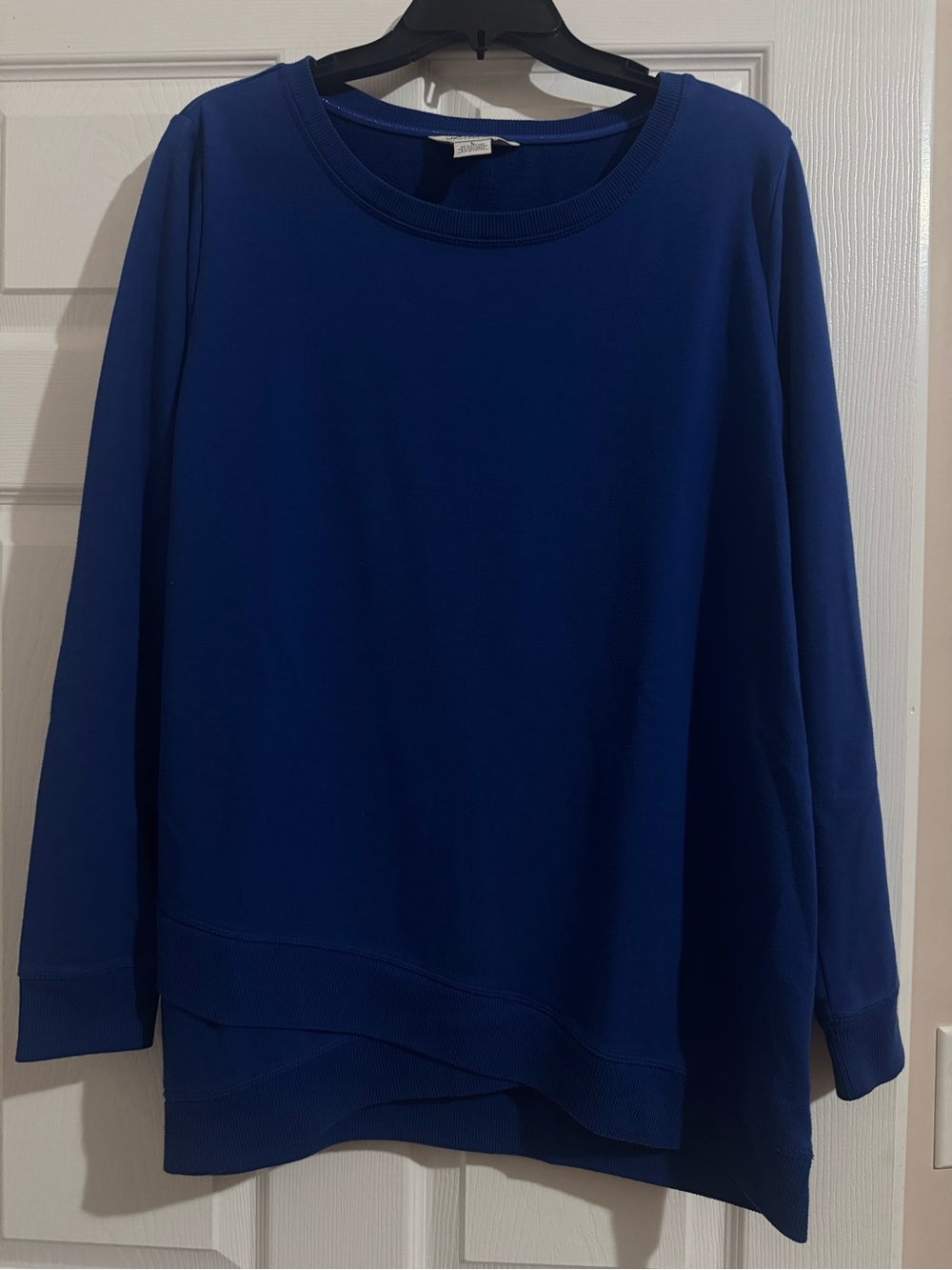 Liz Claiborne Classic Crewneck Pullover Sweatshirt - Royal Blue